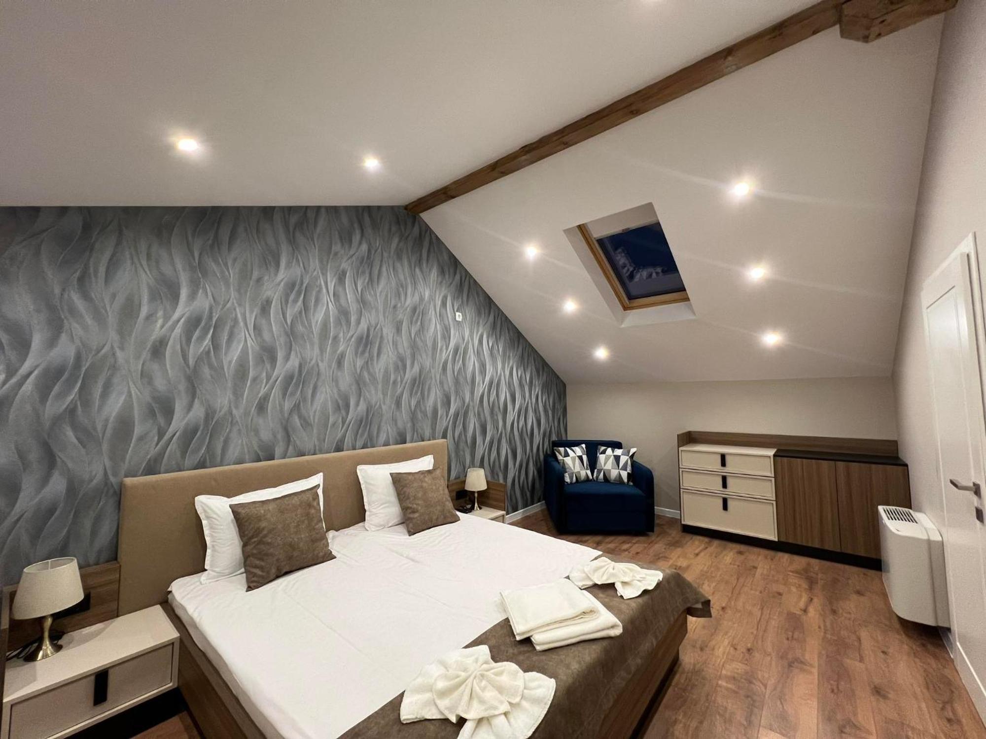 Хотел Vip Apart House Πλέβεν Εξωτερικό φωτογραφία
